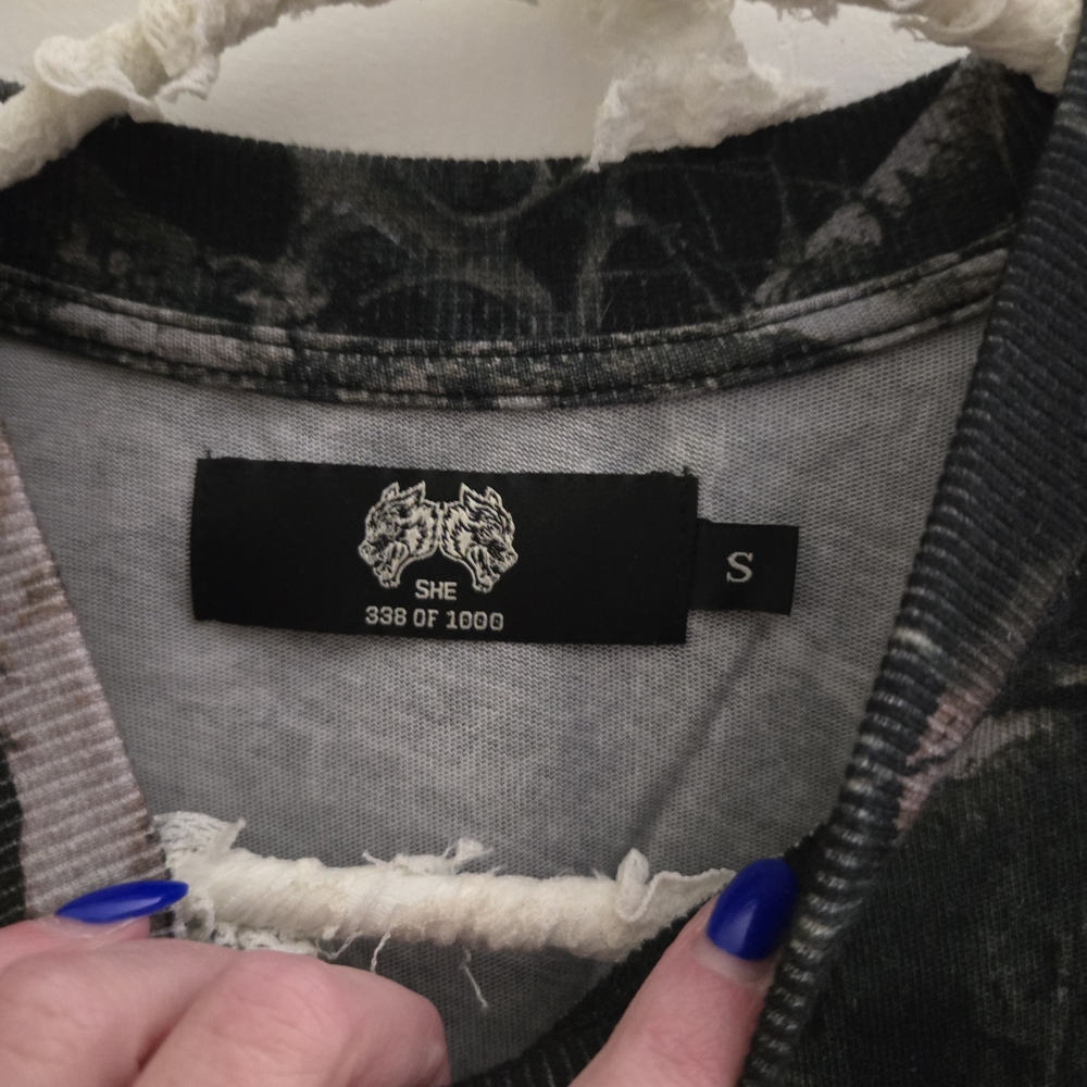 Darc Sport Cherry Blossom Camo Crop Tee - Picture 4 of 5